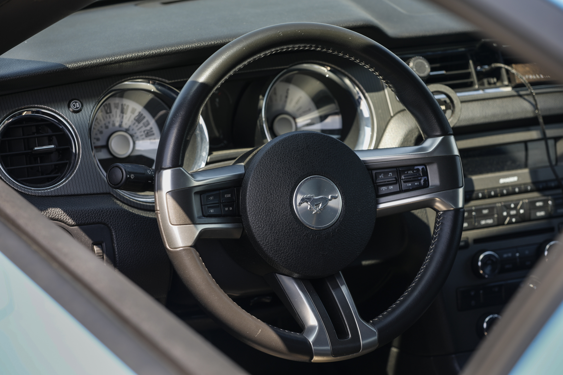Location Ford Mustang GT Bordeaux — Rollz Conciergerie