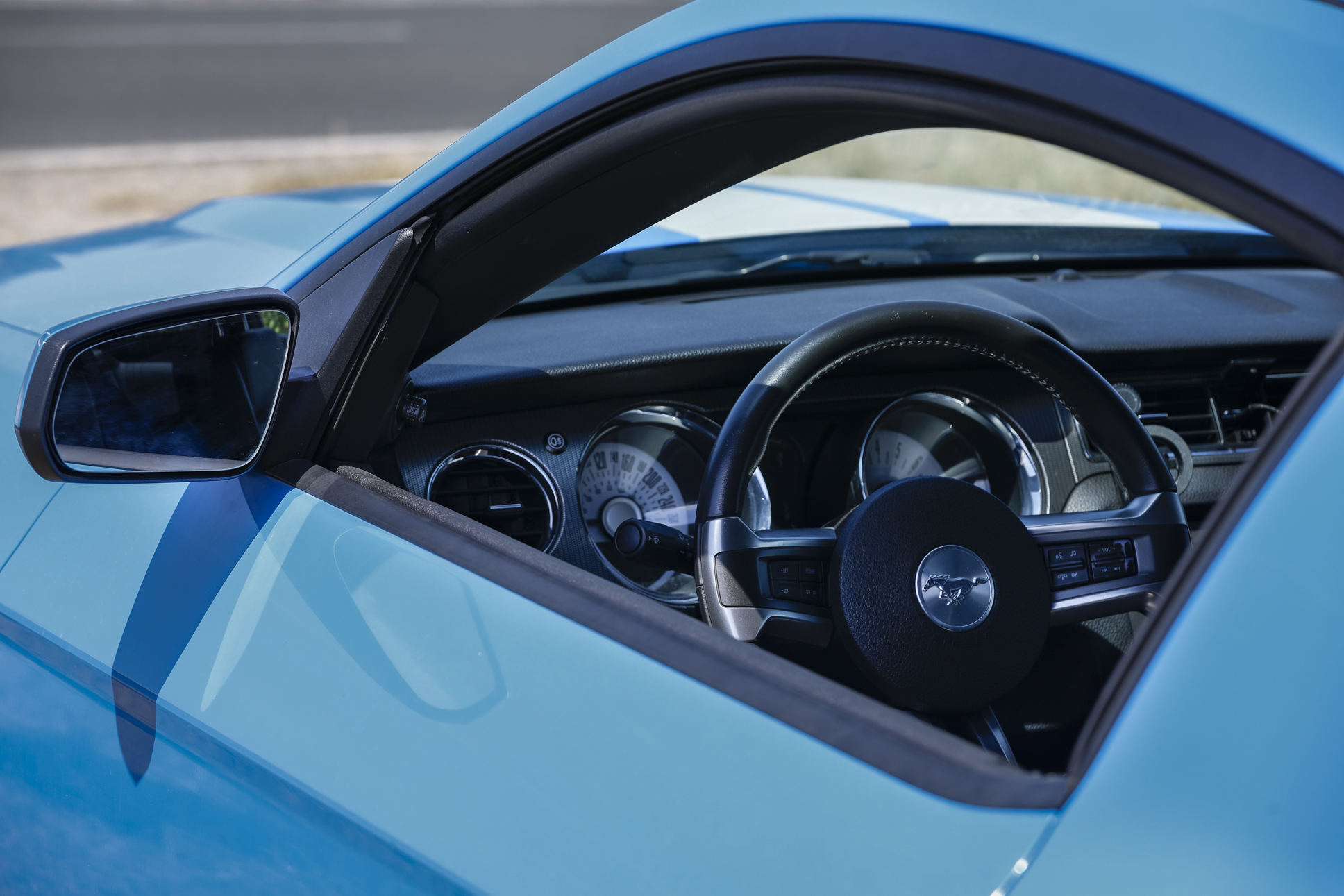 Location Ford Mustang GT Bordeaux — Rollz Conciergerie